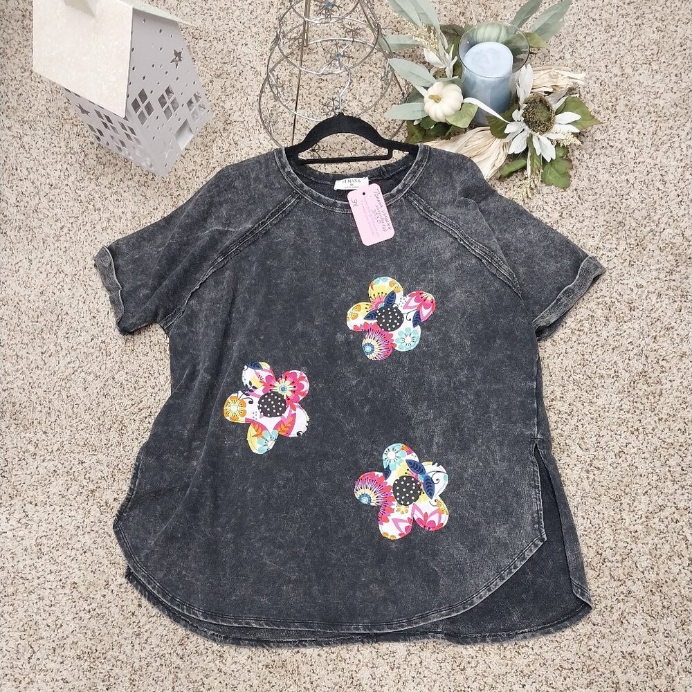 3530 Size 3X Upcycled Zanana Black Top with Appliqued Flowers. - Picture 2 of 6